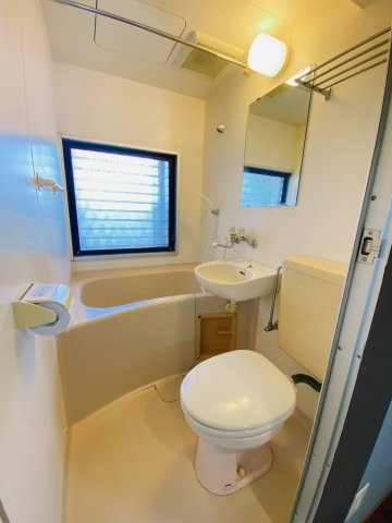 リバーサイドJ1のトイレ