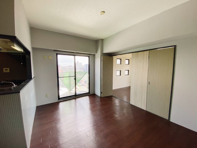 リバーサイドJ1の居間・リビング