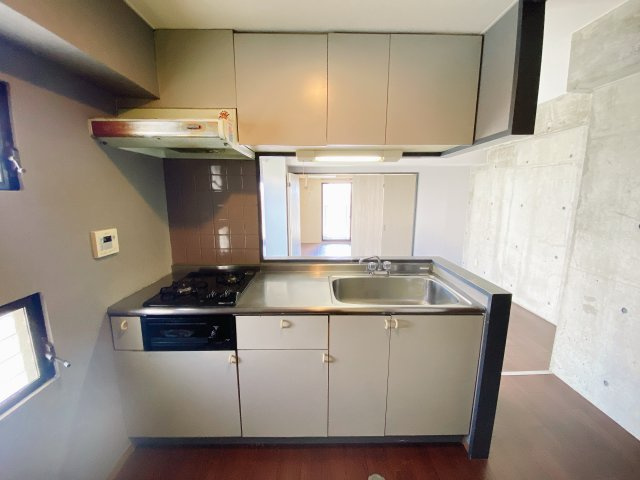 リバーサイドJ1のキッチン