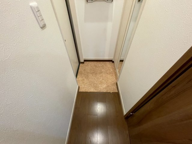 グランオリオン柏田東町の玄関