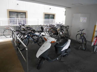 【その他共用部分】 | カスティージョ東比恵の駐輪場