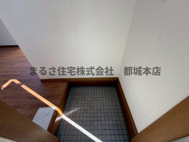 メゾンETO5の玄関