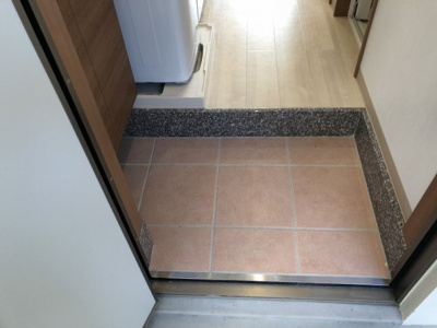 【玄関】 | ＲｏｓｓｏＥｓｔａｔｅ | ※退去前の為、別部屋の写真になっております