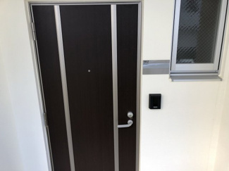 【玄関】 | ＲｏｓｓｏＥｓｔａｔｅ | ※退去前の為、別部屋の写真になっております
