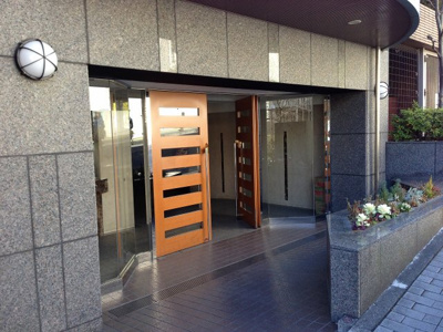 【エントランス】 | ヒルハイツ宮前平イースト | 東急田園都市線「宮前平」駅徒歩3分の好立地！