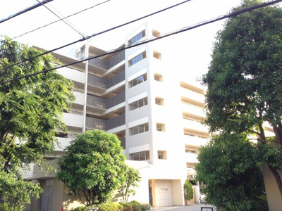 【外観】 | コスモ・ザ・ガーデン二子多摩川 | 室内設備・収納充実！南向きにつき陽当り良好です♪
