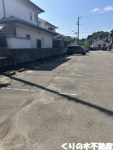 【駐車場】 | ＢＡＩＥＮ　B棟 | 車をお持ちの方に嬉しい駐車場付きの物件です