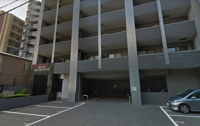 ピュアドーム箱崎ステーションの外観