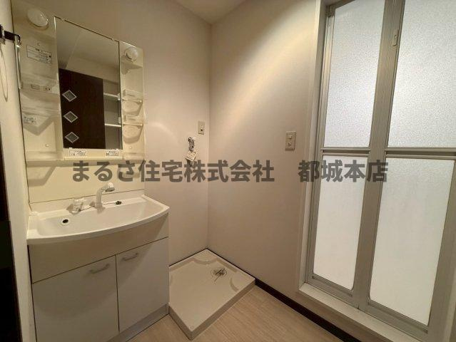 リアン都城の独立洗面台