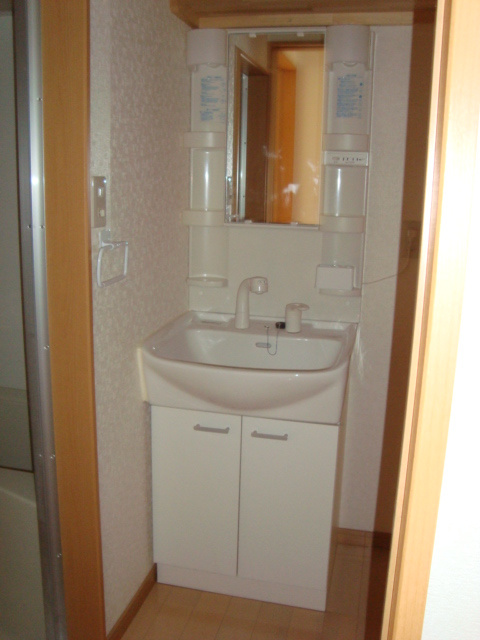 セイシェルハイム11の独立洗面台|独立洗面台、朝の身支度には欠かせません