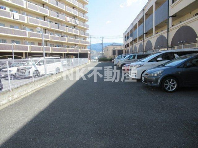 【駐車場】 | ブランチ613（鴻池新田賃貸） | 駐車場完備です