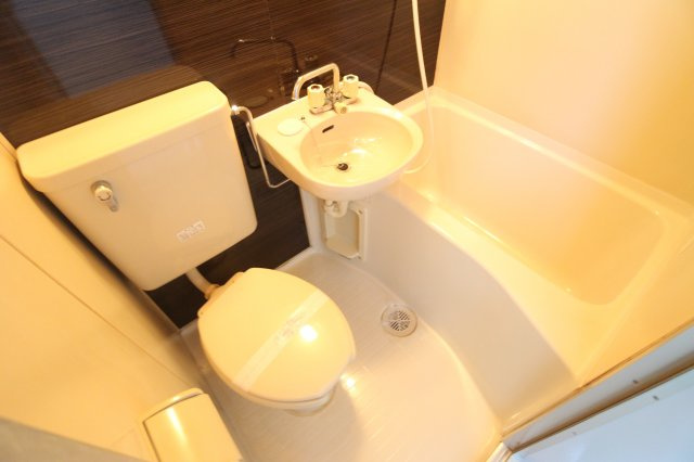 ラフォーレ一ノ谷の浴室