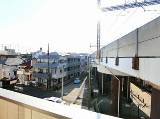 【展望】 | バルコニーからの眺望です♪3階にあるので人目が気にならないのが嬉しいですよね☆