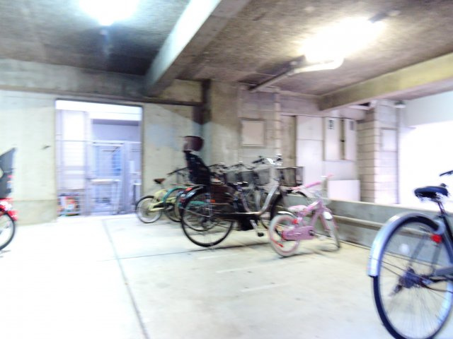 【駐車場】 | ネオドムール高槻