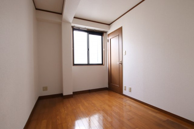 【洋室】 | プレアール初芝