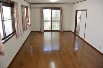 【居間・リビング】