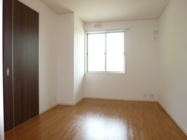 カビラＡの寝室|洋室