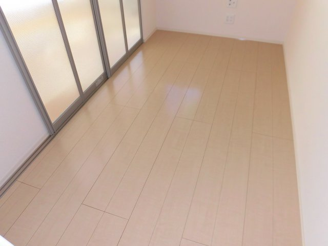 Sunset Gardenの洋室