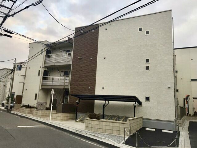 クレイノ荒川