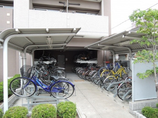 【その他共用部分】 | ☆屋根付き駐輪場☆