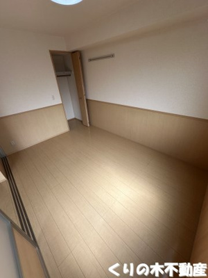 【寝室】 | シャルマン・メゾン | 落ち着いた色調の寝室です