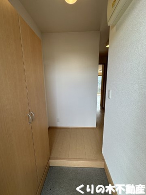 【玄関】 | シャルマン・メゾン | 明るい玄関です