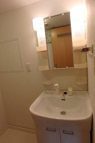 プライベート・フォレストの独立洗面台