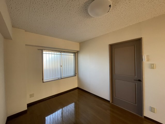【寝室】 | シャトレ山の手