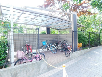 【その他共用部分】 | シャトレ山の手 | 駐輪場