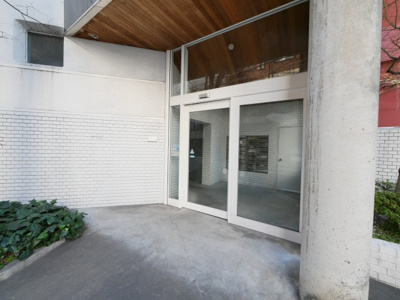 【エントランス】 | TYビル今泉 | 落ち着いたエントランスです