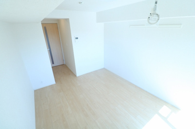 【洋室】 | ミルト・ソレイユ