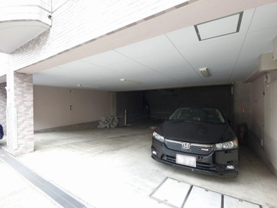 【駐車場】 | プラハ川崎