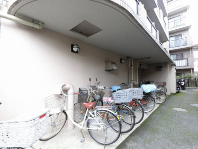 【その他共用部分】 | プラハ川崎 | 駐輪場