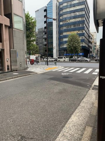 花岡ビルの周辺