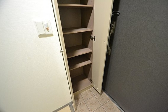 ダイドーメゾン神戸六甲の収納