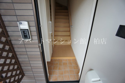 【玄関】 | セレッソ三輪野山