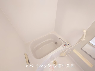 【浴室】 | フラワーＡ