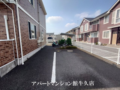 【駐車場】 | フラワーＡ