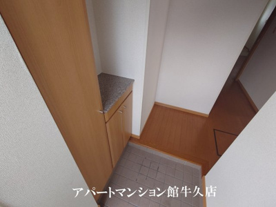 【玄関】 | フラワーＡ