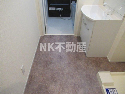 【洗面所】 | エル・ソル旭町（瓢箪山賃貸） | 広い洗面スペース