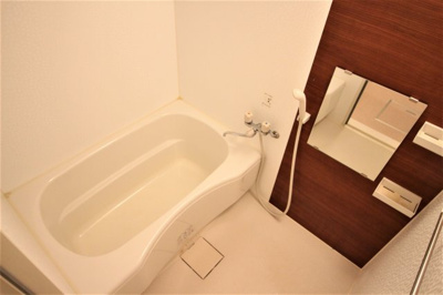 【浴室】 | ステラ | ★お洒落な内装の浴室★