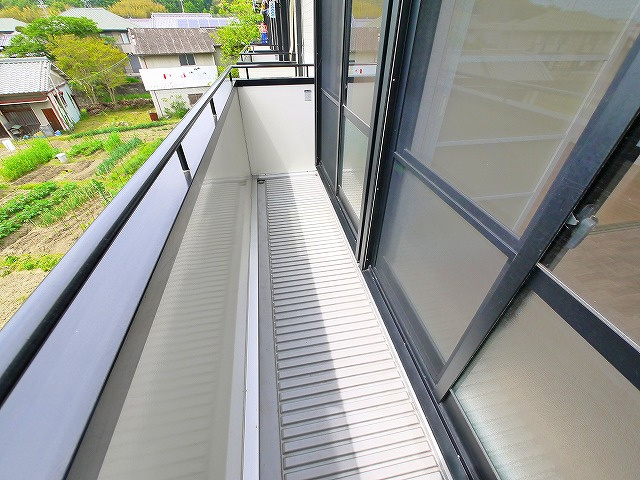 エトワール朝倉　Ａのバルコニー|バルコニー付きです