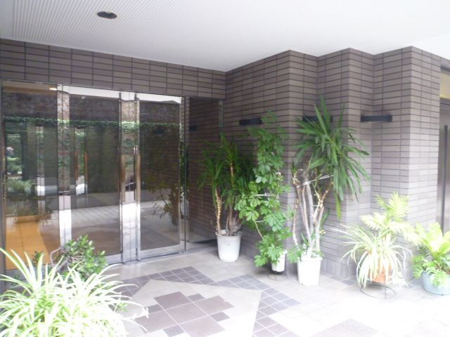 真成館ビルの外観|外観