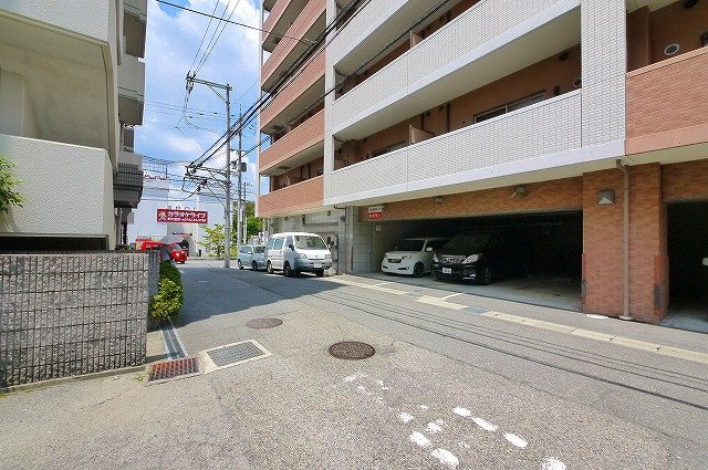 第2中村ビルの周辺