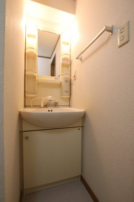 【独立洗面台】 | ぺリプエストⅠ番館