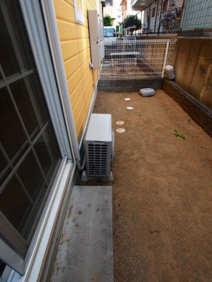 【庭】 | ぺリプエストⅠ番館