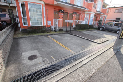 【駐車場】 | ぺリプエストⅠ番館