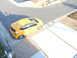 【駐車場】 | 駐車場の用意があります。3080万から2480万円から2280万円に価格変更です。いまでしょ。和室でしょ。