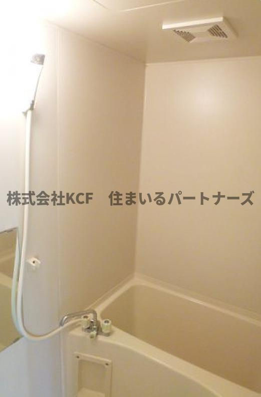 オーシャン御井の浴室|コンパクトで使いやすいお風呂です
