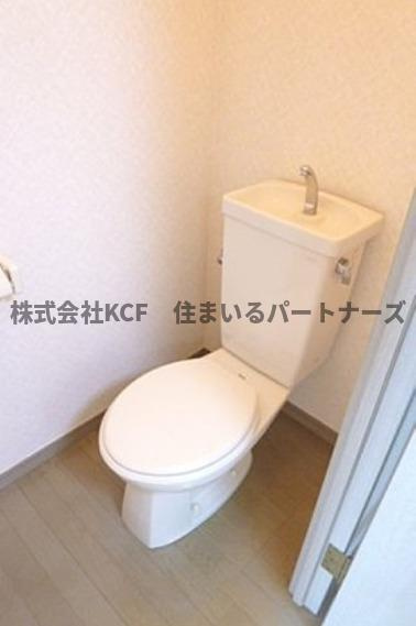 オーシャン御井のトイレ|落ち着いたトイレです